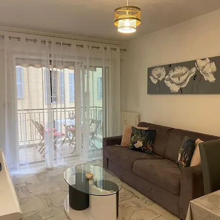 Daire Superbe 3 Pieces Pres Du Port De Nice