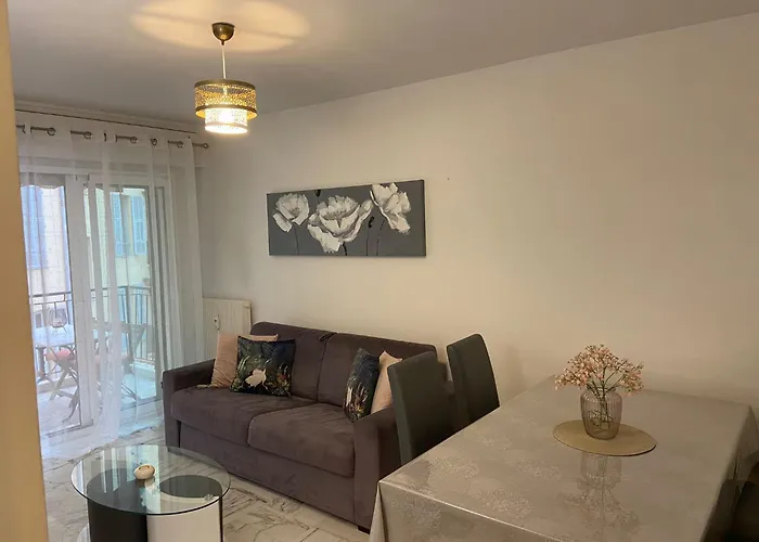 Daire Superbe 3 Pieces Pres Du Port De Nice