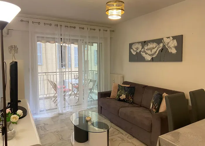 Daire Superbe 3 Pieces Pres Du Port De Nice