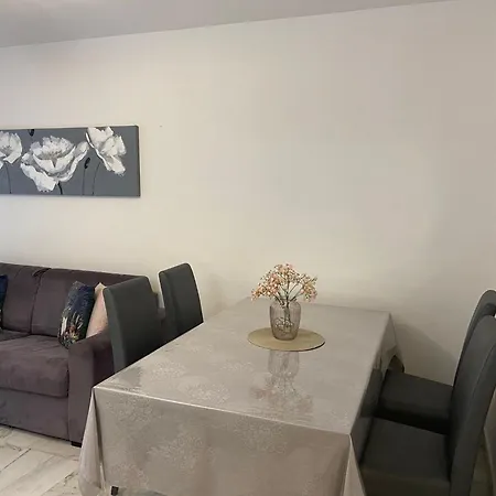 Superbe 3 Pieces Pres Du Port De شقة *