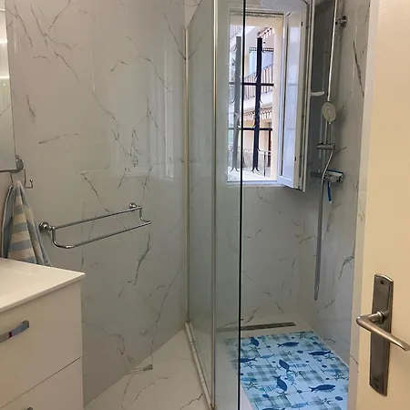 شقة Superbe 3 Pieces Pres Du Port De نيس