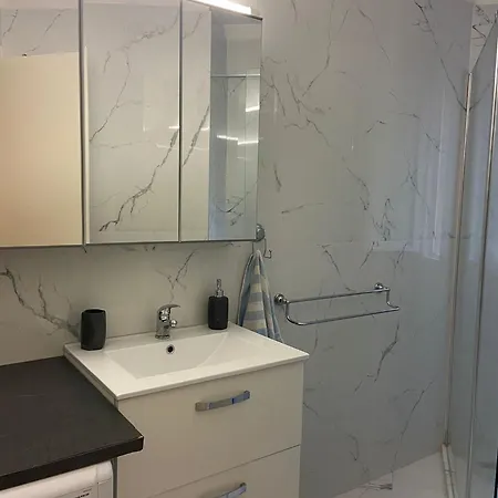 Superbe 3 Pieces Pres Du Port De شقة